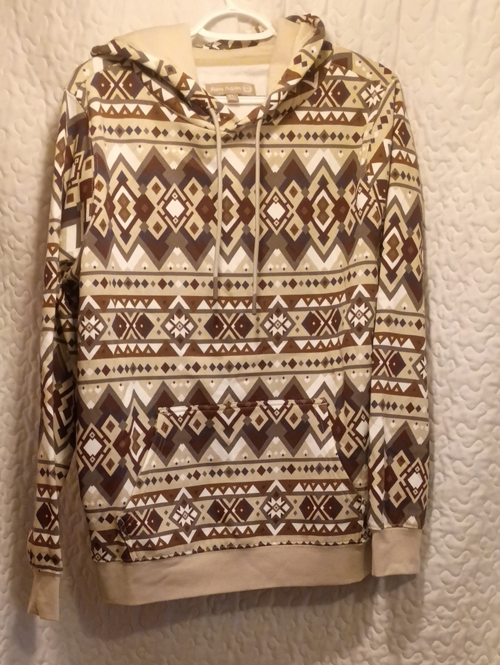 Victory Outfitters Geometric Pattern Pullover Hoodie in Cream and Brown
